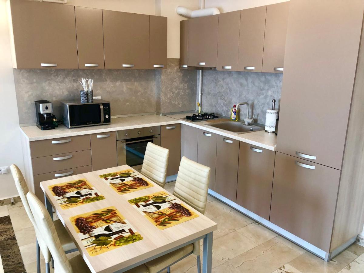 Sophia 3 Luxury Apartments มามายา ภายนอก รูปภาพ